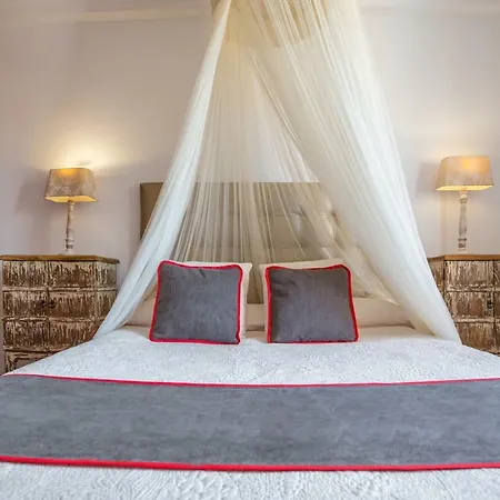 Oyo Bahia 4*